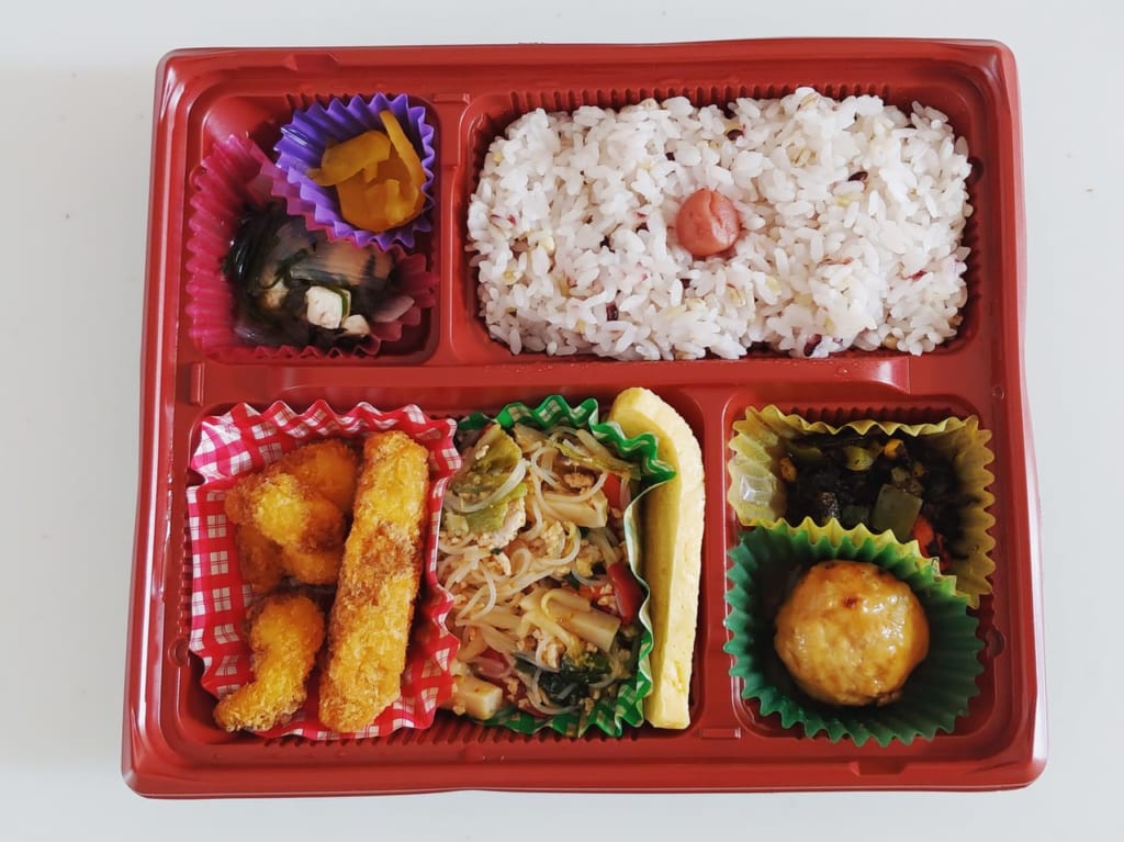 さいたま東部弁当のデラックス弁当