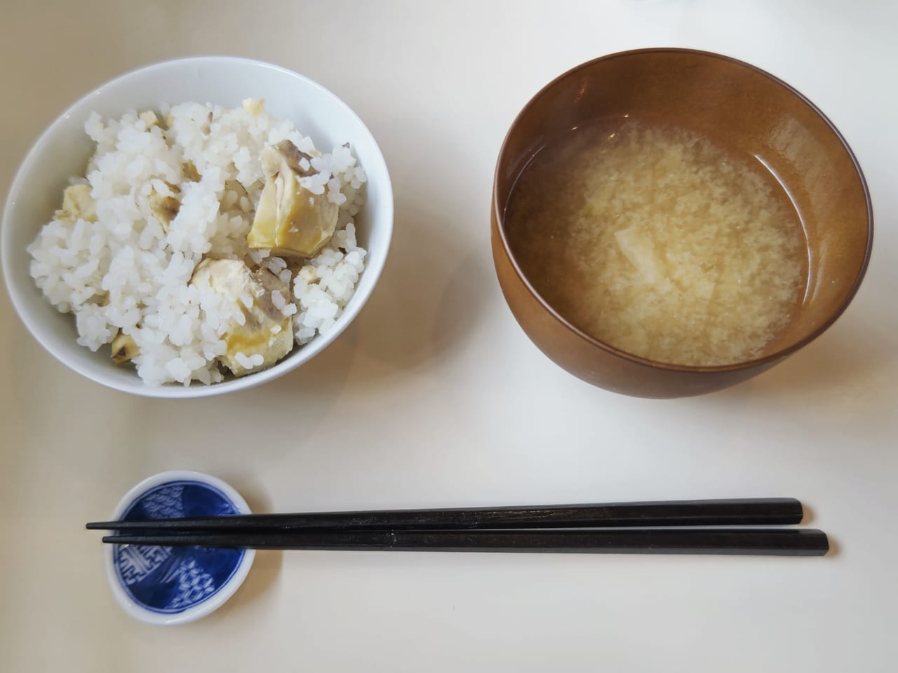 栗ご飯とお味噌汁