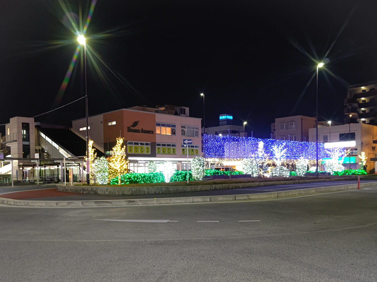 東大宮駅西口 イルミネーションの様子