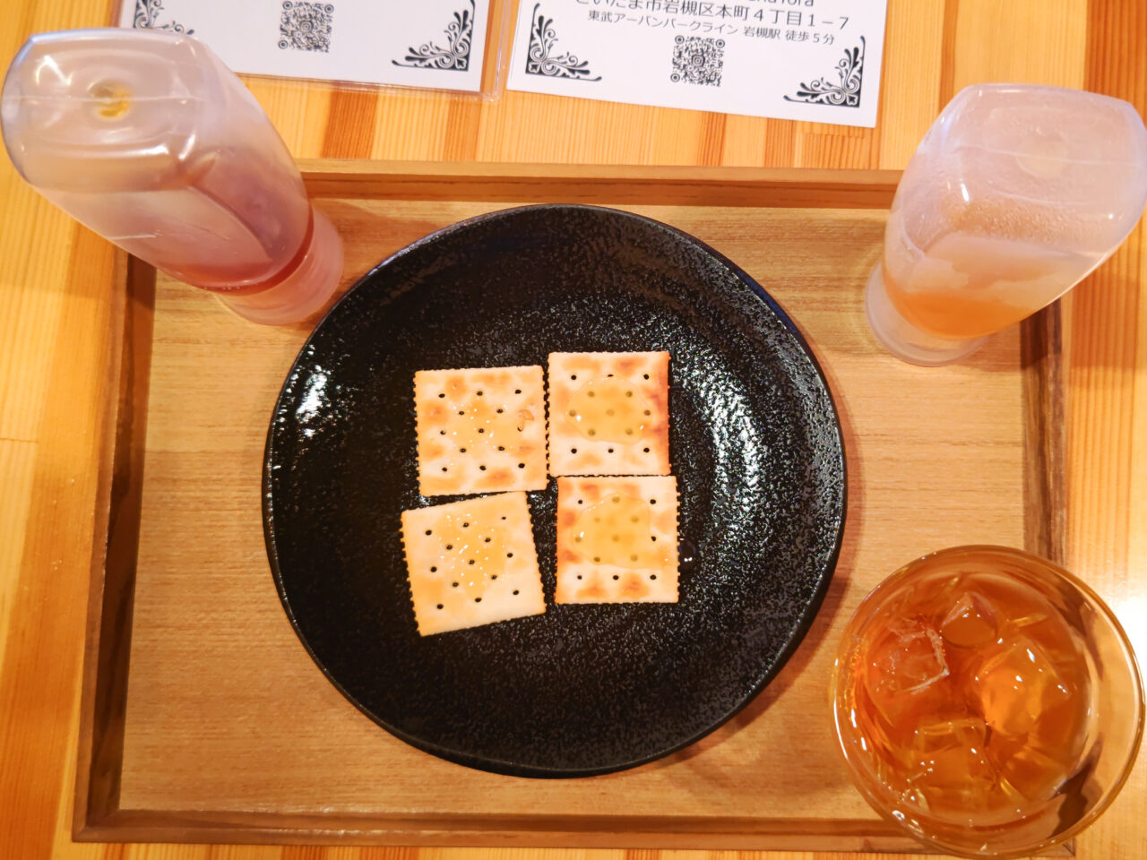 はちみつ屋 BBee はちみつ試食の様子