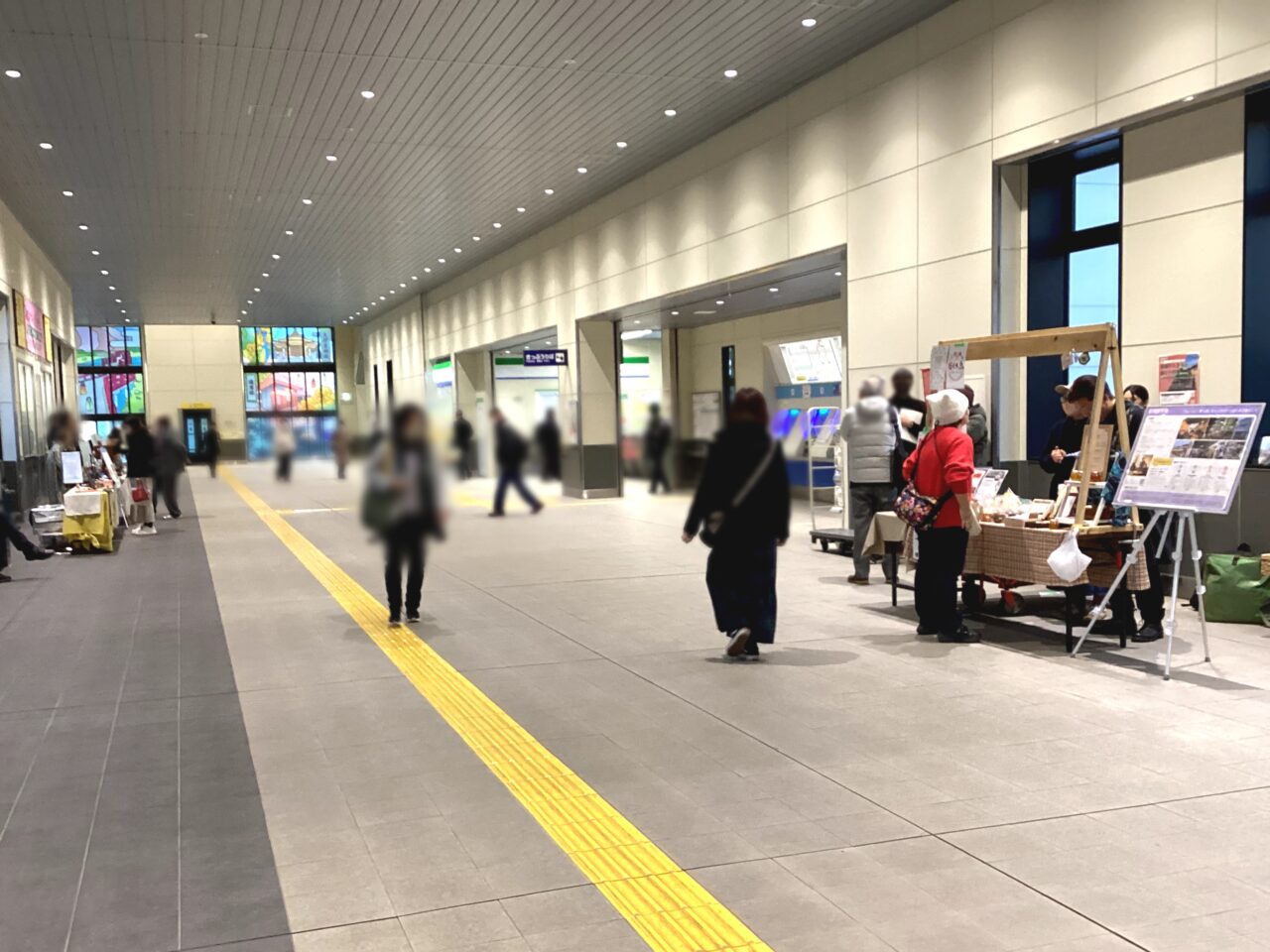 岩槻駅 東西自由通路