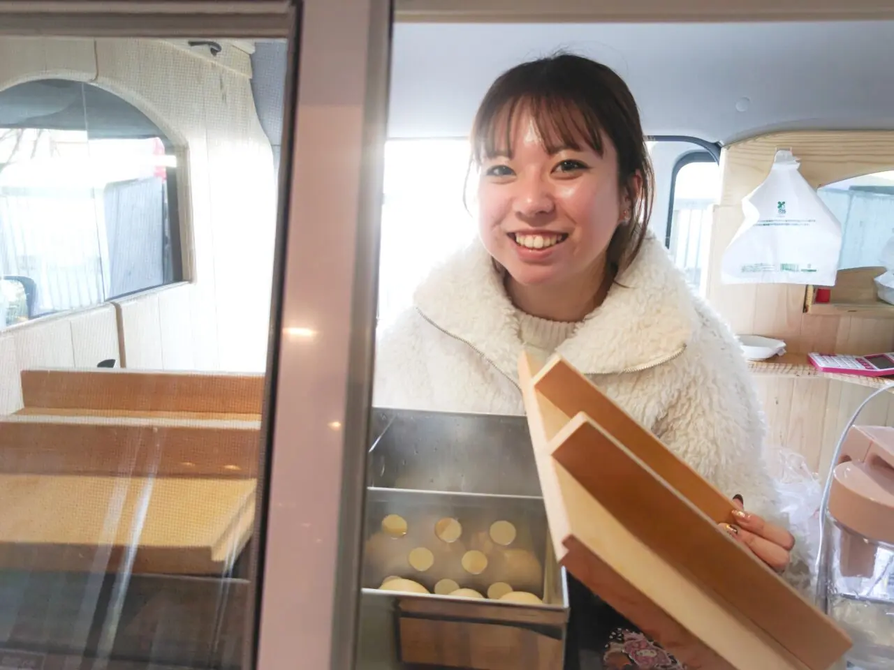 おでんのキッチンカー 人間総合科学大学